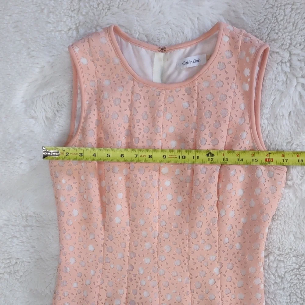 Calvin Klein Elegant Sleeveless Lace Dress in Soft Pink - Picture 9 of 17